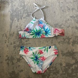 Kanu Surf bikini with white base color and floral patterns